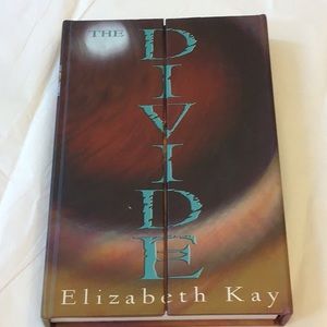 ☘️2 for $10 Sale☘️DIVIDE, Hardcover, front cover spits, like new,
